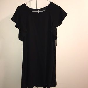 Lulu’s Black Short Sleeve Shift Dress